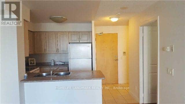 2205 - 4968 Yonge Street — photo 10 of 14