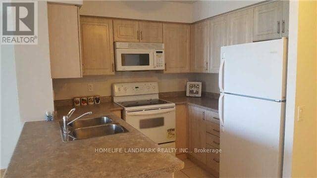 2205 - 4968 Yonge Street — photo 11 of 14