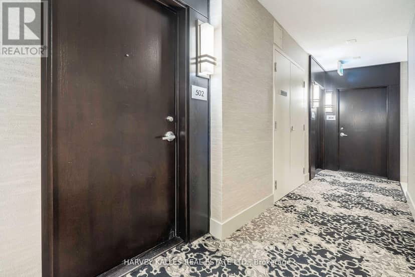 502 - 218 Queens Quay W, Toronto, photo 8