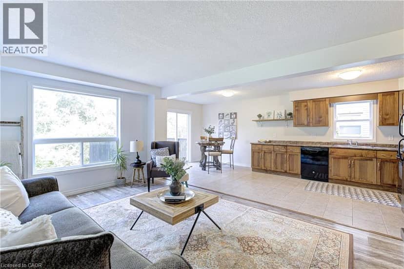 282 CARRINGTON Drive, Guelph, photo 7