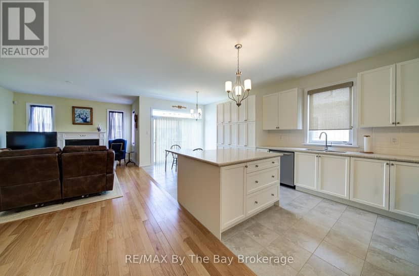 30 Allegra Drive, Wasaga Beach, photo 8