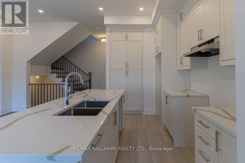 3313 Taha Gardens, Oakville, photo 7