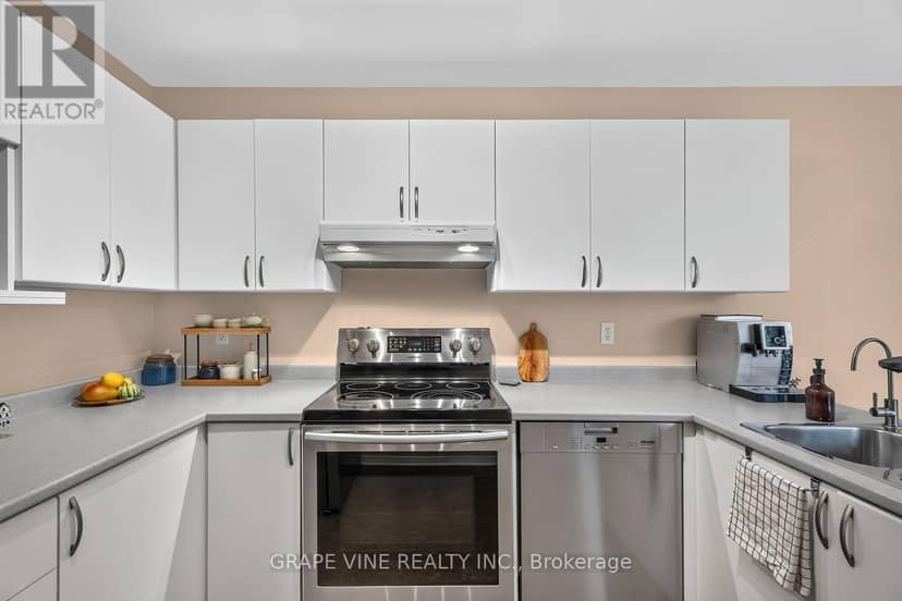 22 Hodgson Court — photo 12 of 35