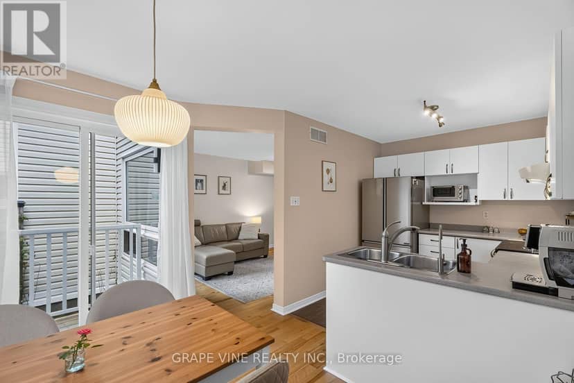 22 Hodgson Court — photo 15 of 35