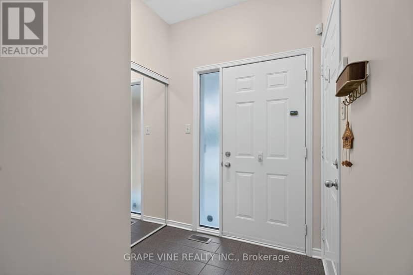 22 Hodgson Court, Ottawa, photo 3