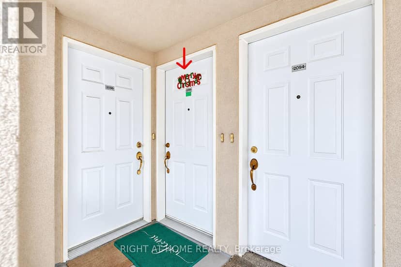 2095 - 55 George Appleton Way, Toronto, photo 3