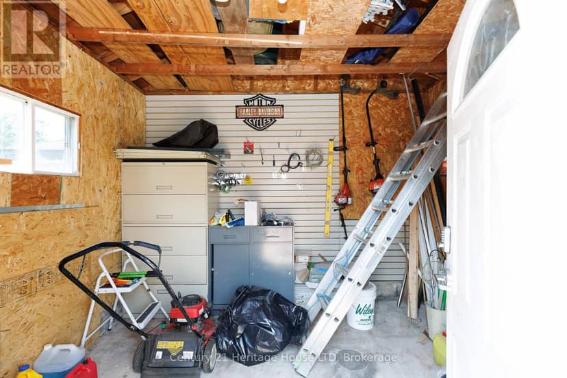 6477 Barker Street — photo 29 of 35