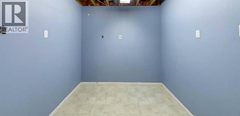 5415 15 Avenue — photo 20 of 40