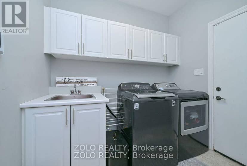 69 Walker Boulevard — photo 10 of 38