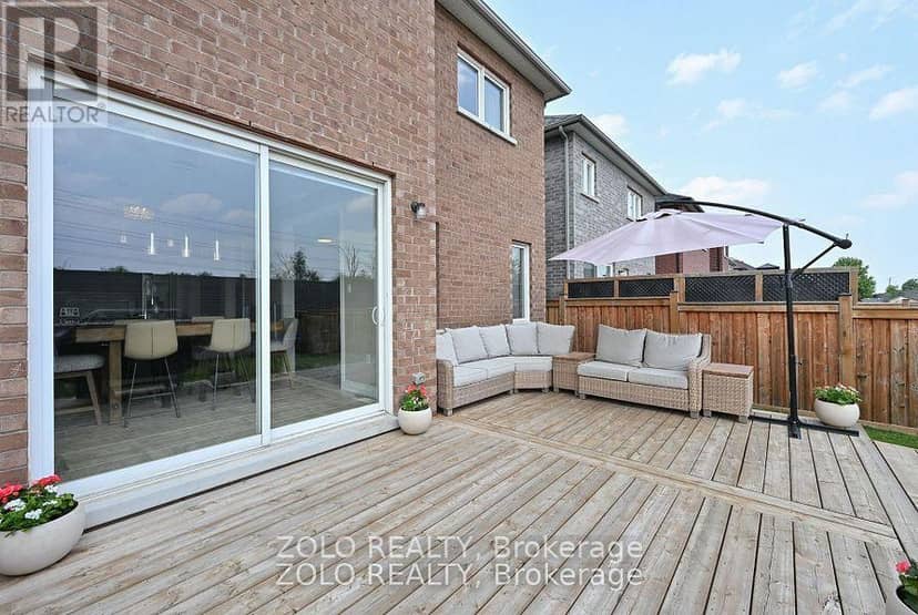69 Walker Boulevard — photo 36 of 38