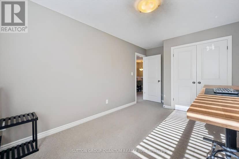 9 - 167 Arkell Road — photo 11 of 23
