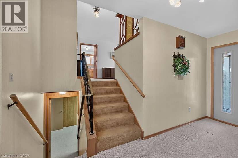 57 TURNBULL Road, Dundas, photo 2