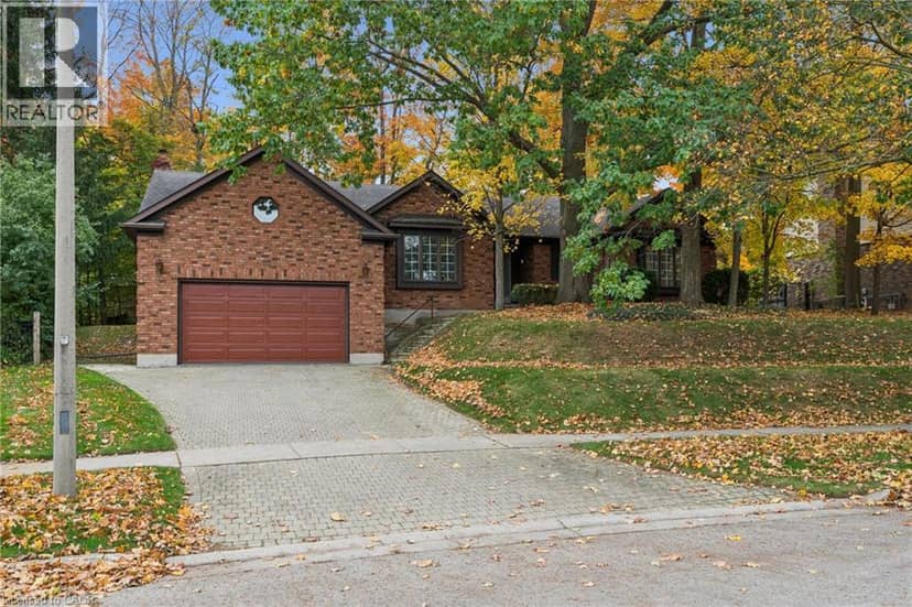 35 HUNTINGDALE Drive, Kitchener, photo 2