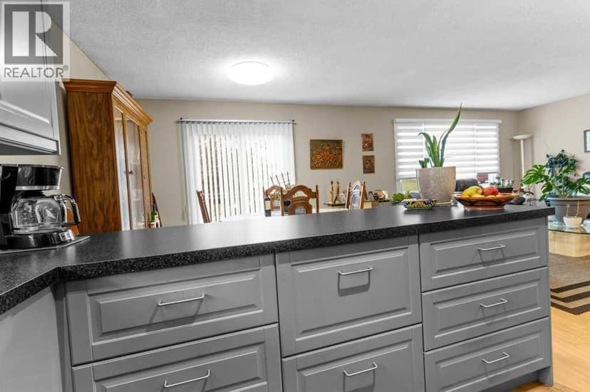 46 Meadowview Close, Sylvan Lake, photo 8