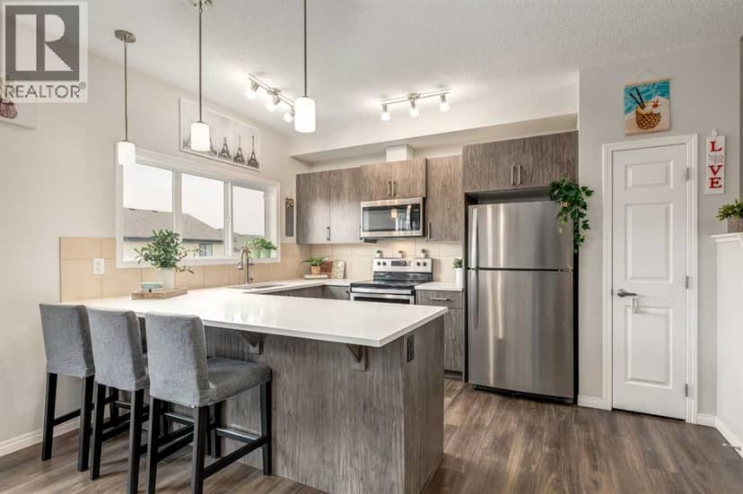 497 Hillcrest Road SW, Airdrie, photo 2