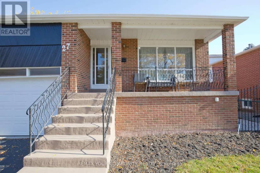 27 Moffatt Avenue, Brampton, photo 2