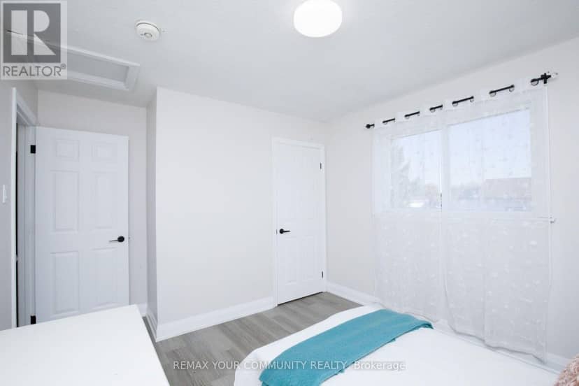 27 Moffatt Avenue — photo 20 of 40