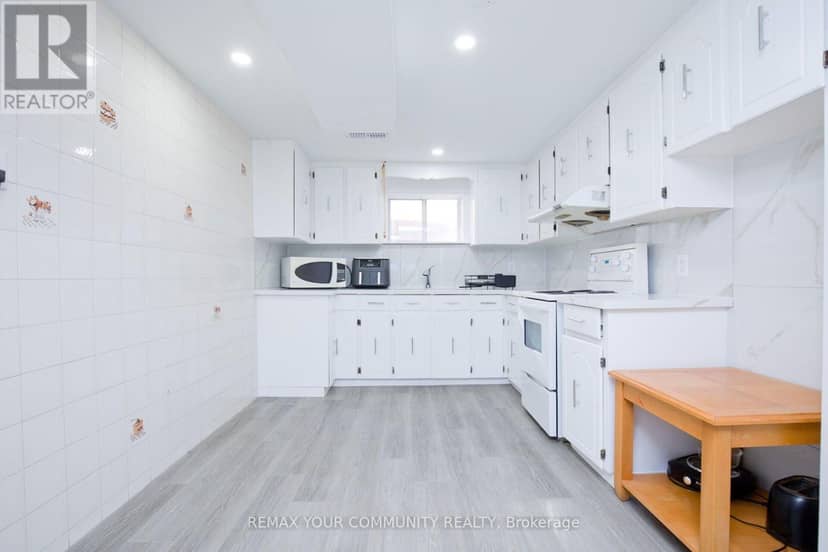 27 Moffatt Avenue — photo 23 of 40