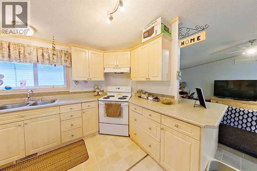 308 1A Avenue SW — photo 19 of 40