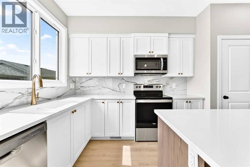 277 Heirloom Way SE — photo 10 of 35