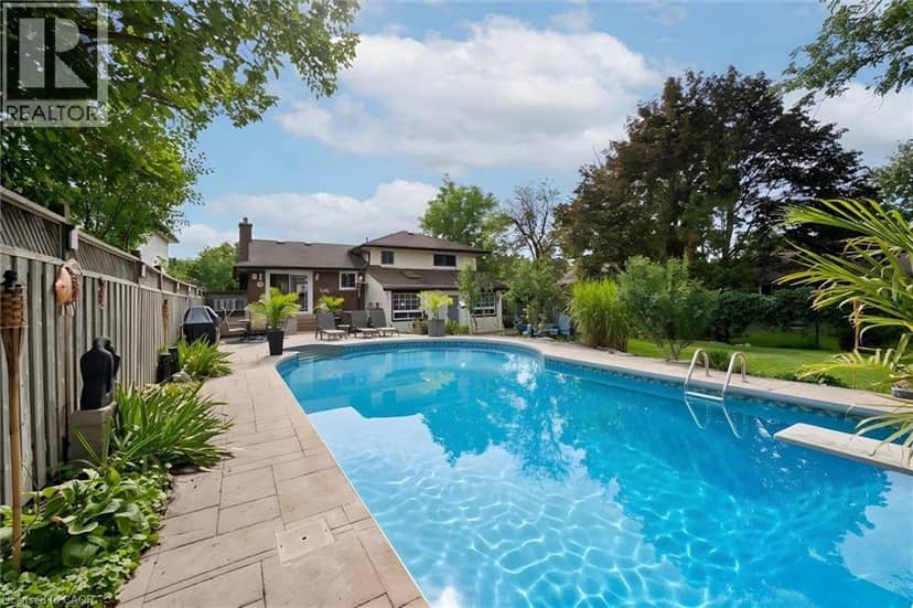 254 QUICKFALL Drive, Waterloo