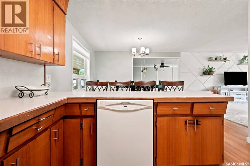 133 Pollard STREET — photo 7 of 23