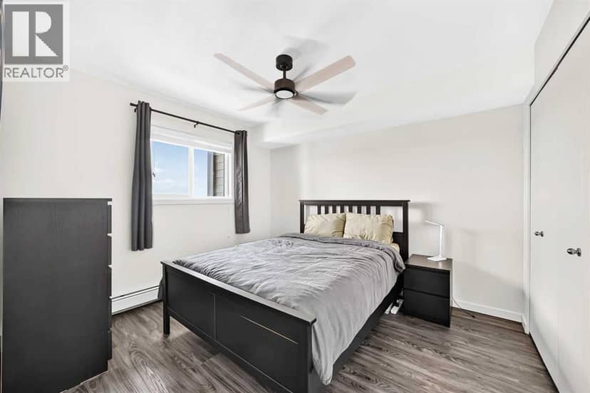 1406, 181 Skyview Ranch Manor NE — photo 15 of 24
