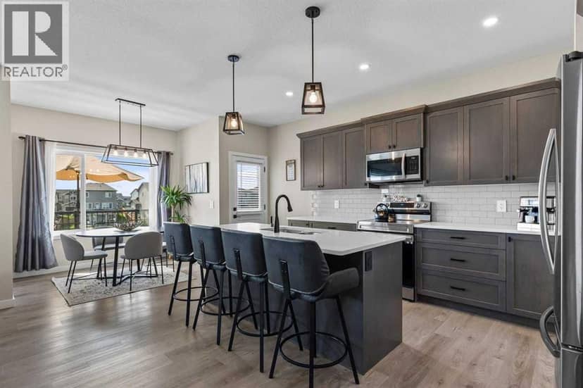 210 Knight Avenue, Crossfield, photo 4