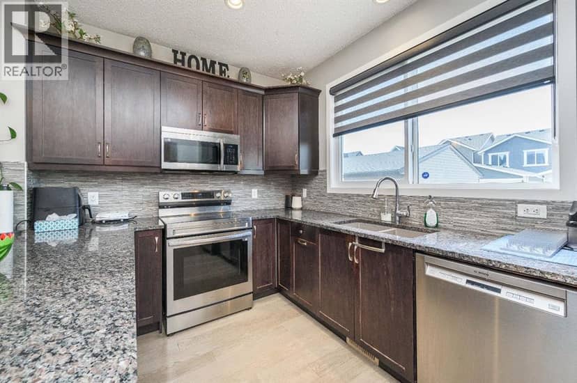 5 Masters Street SE, Calgary, photo 6