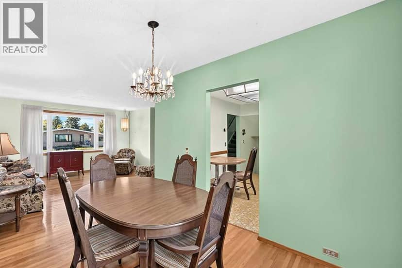 10424 2 Street SE — photo 9 of 40