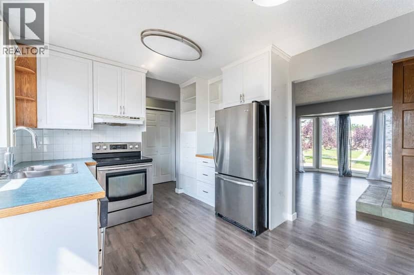 84 Templehill Drive NE — photo 10 of 40