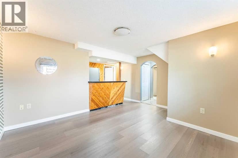 84 Templehill Drive NE — photo 21 of 40