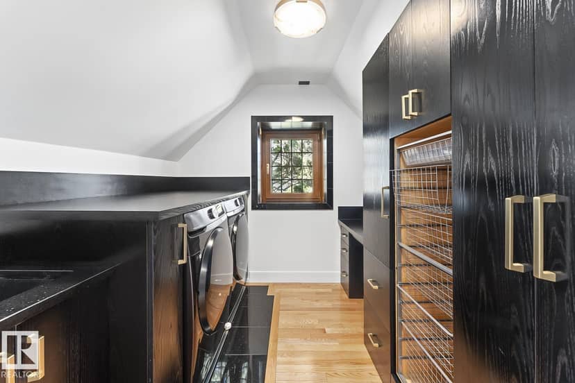 305 Lakeshore Dr — photo 30 of 40