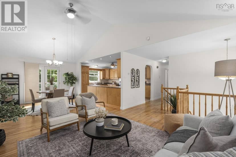 521 Piggott Avenue, Fall River, photo 7