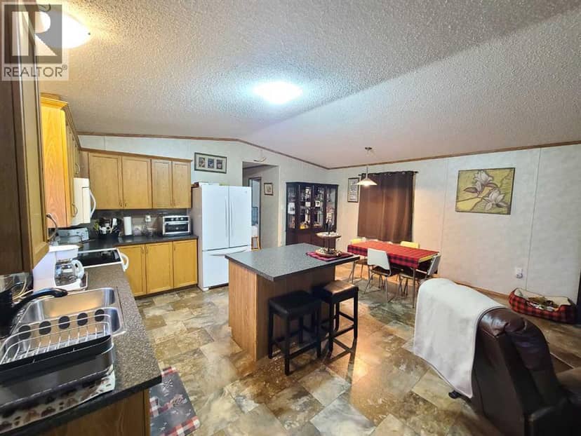 5533 and 5531 51 Street, Berwyn, photo 6