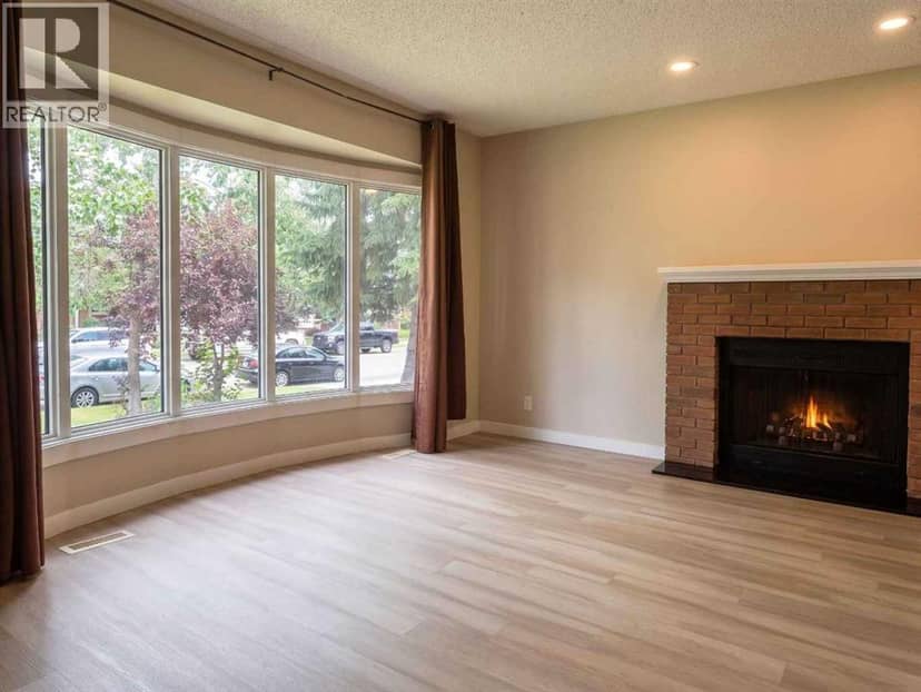 1095 Berkley Drive NW, Calgary, photo 6