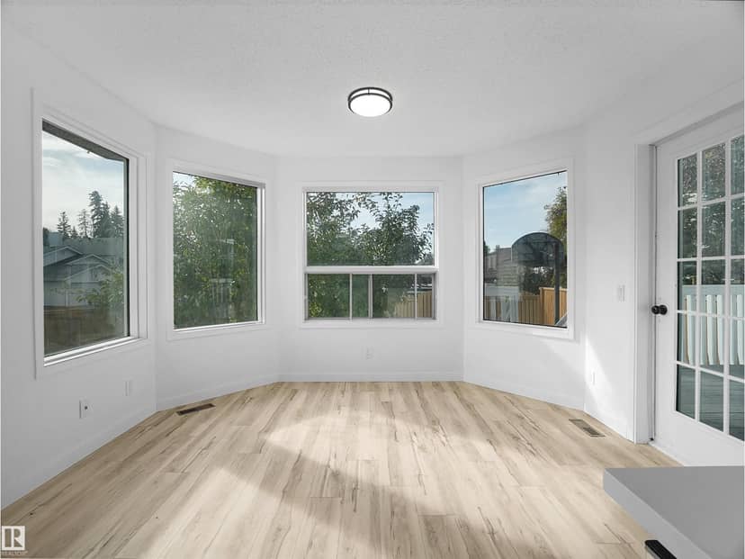 4103 28 AV NW, Edmonton