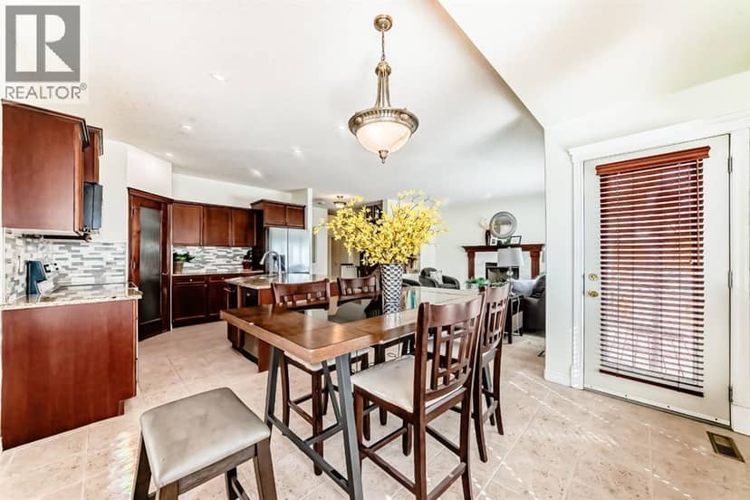 84 Silverado Creek Crescent SW — photo 15 of 40