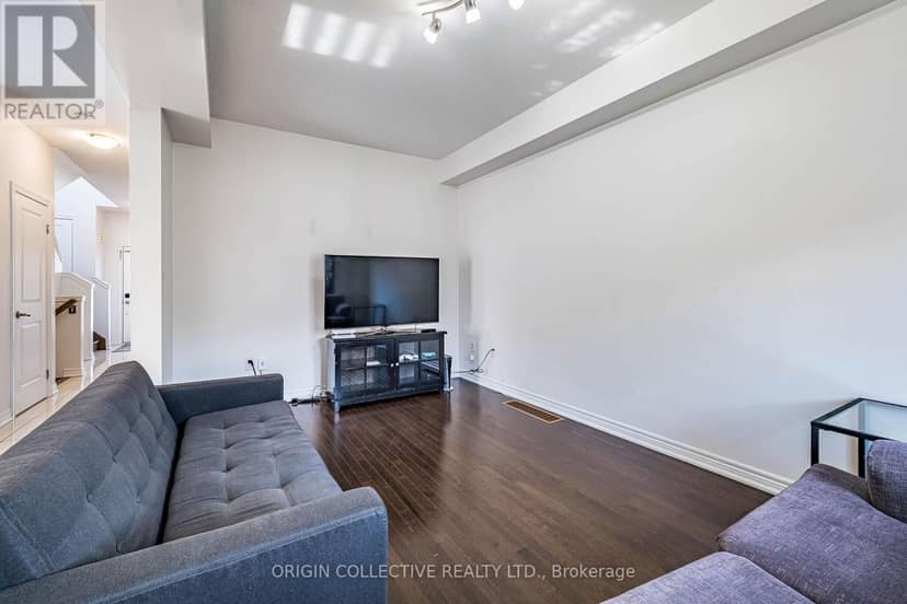 136 Westbank Trail E — photo 18 of 40
