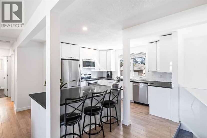 128 Doverthorn Bay SE — photo 12 of 40