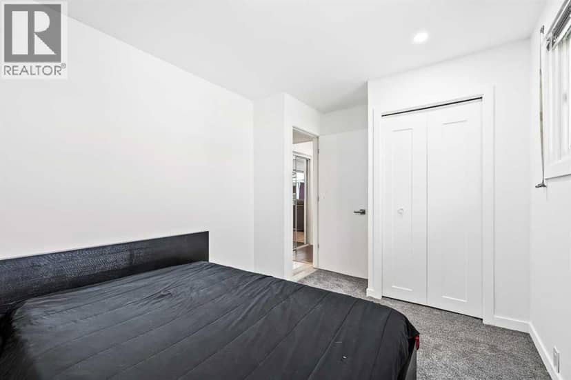 128 Doverthorn Bay SE — photo 21 of 40