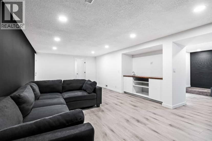 128 Doverthorn Bay SE — photo 26 of 40