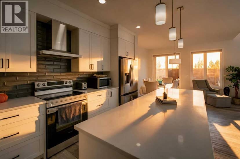 215 Mallard Grove SE — photo 3 of 38