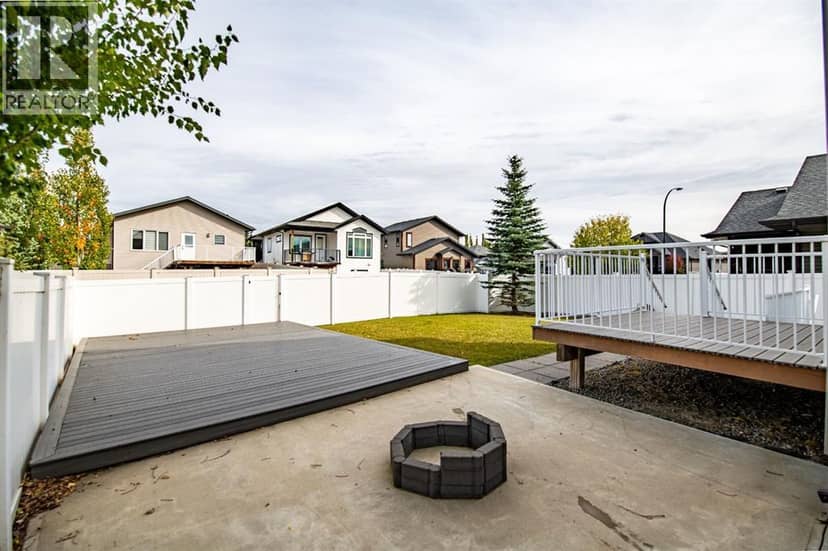 205 Van Slyke Way — photo 35 of 40