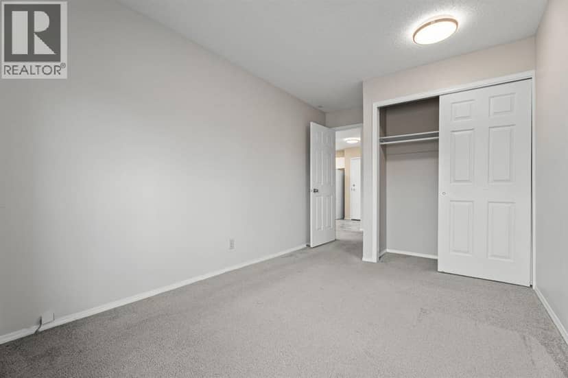 210, 102 Centre Court — photo 29 of 40