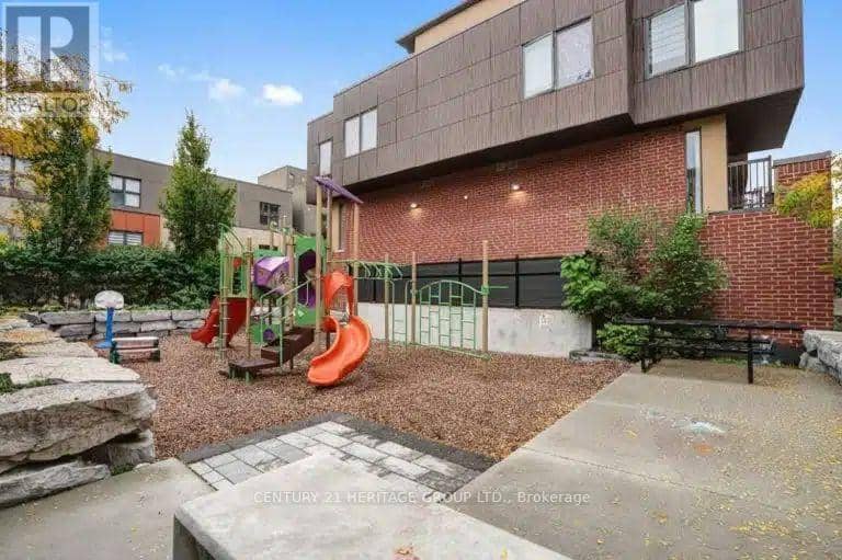 20 - 9 R Clintwood Gate NE — photo 4 of 31