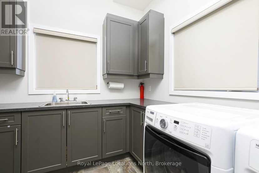 122 Yellow Birch Crescent — photo 16 of 40