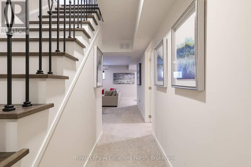 122 Yellow Birch Crescent — photo 37 of 40