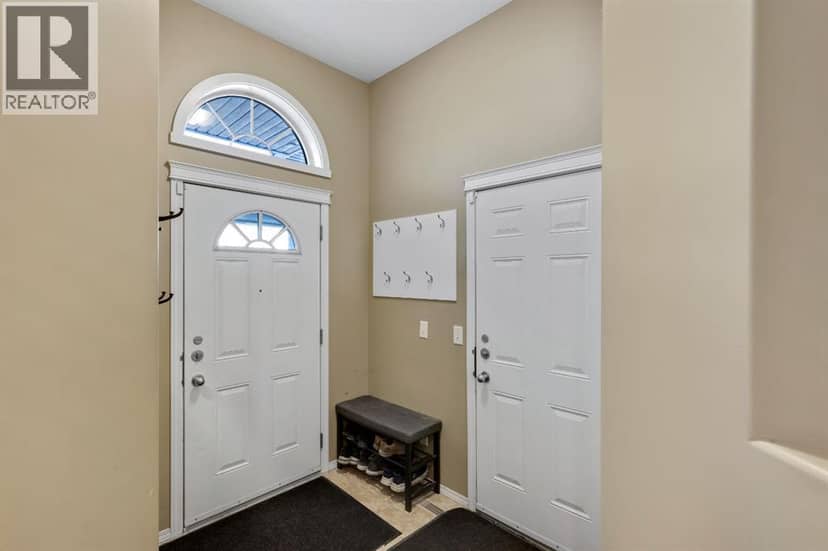 105 Willow Ridge Crescent SW, Diamond Valley, photo 2