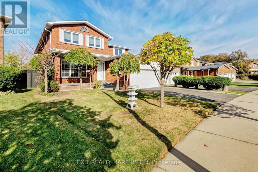 45 Mossbank Drive, Brampton, photo 3